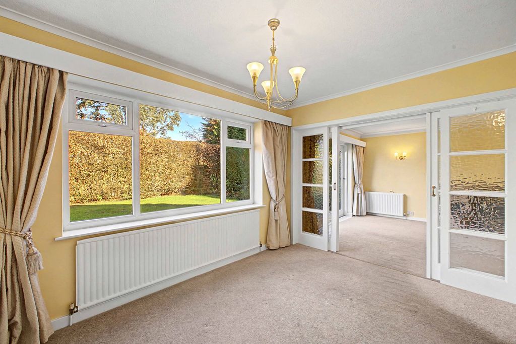 Property photo 2 of 12