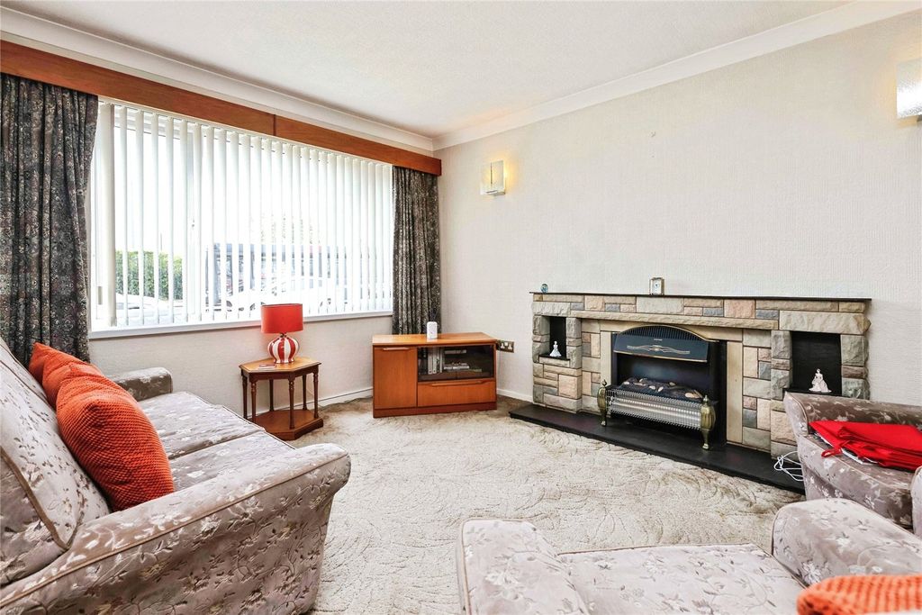 Property photo 3 of 14 Picture No. 16
