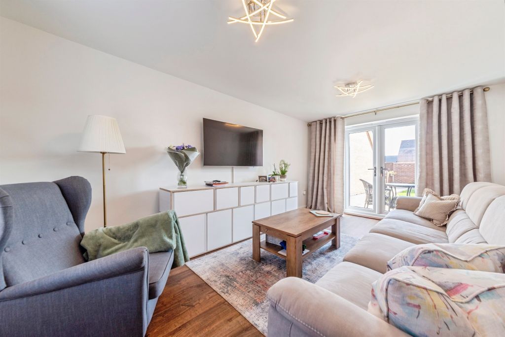 Property photo 2 of 17