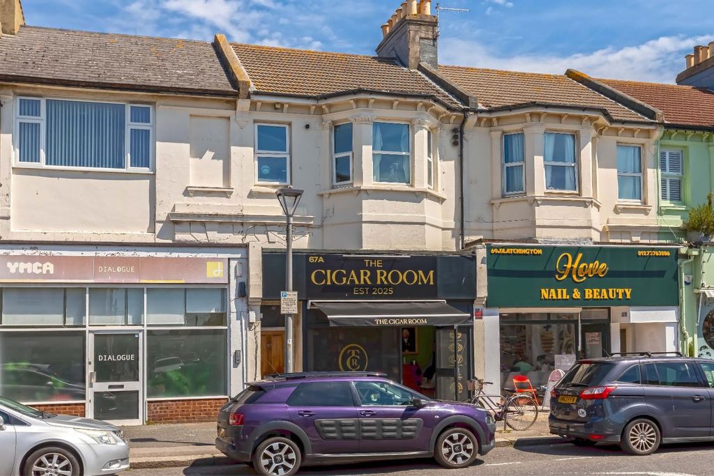 Property photo 1 of 10 Blatchington Rd_9.Jpg