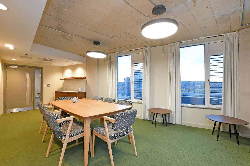 Property photo 3 of 20 Studyroom3-Min.Jpg
