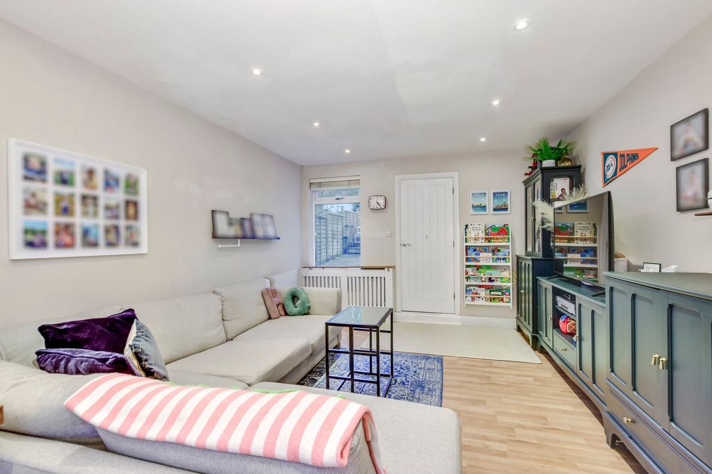 Property photo 2 of 23 Edited