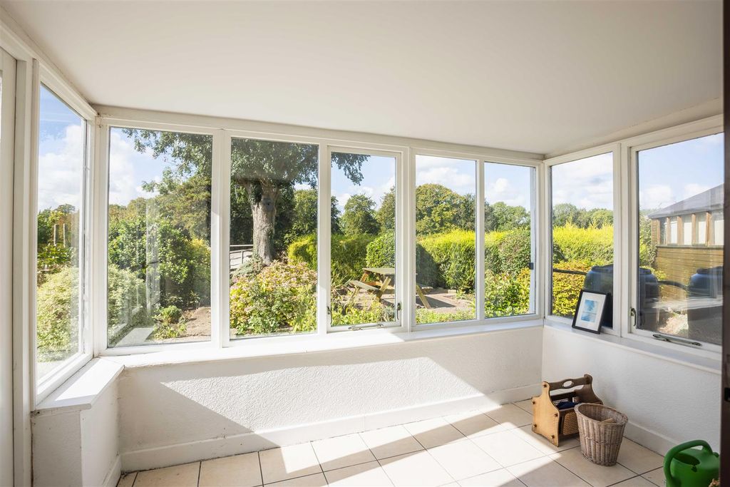 Property photo 1 of 19 00011.Jpg