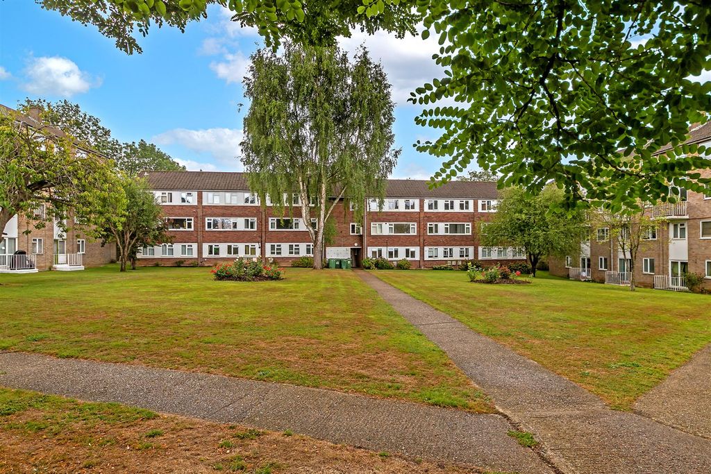 Property photo 1 of 11 301Theridgeway-2.Jpg