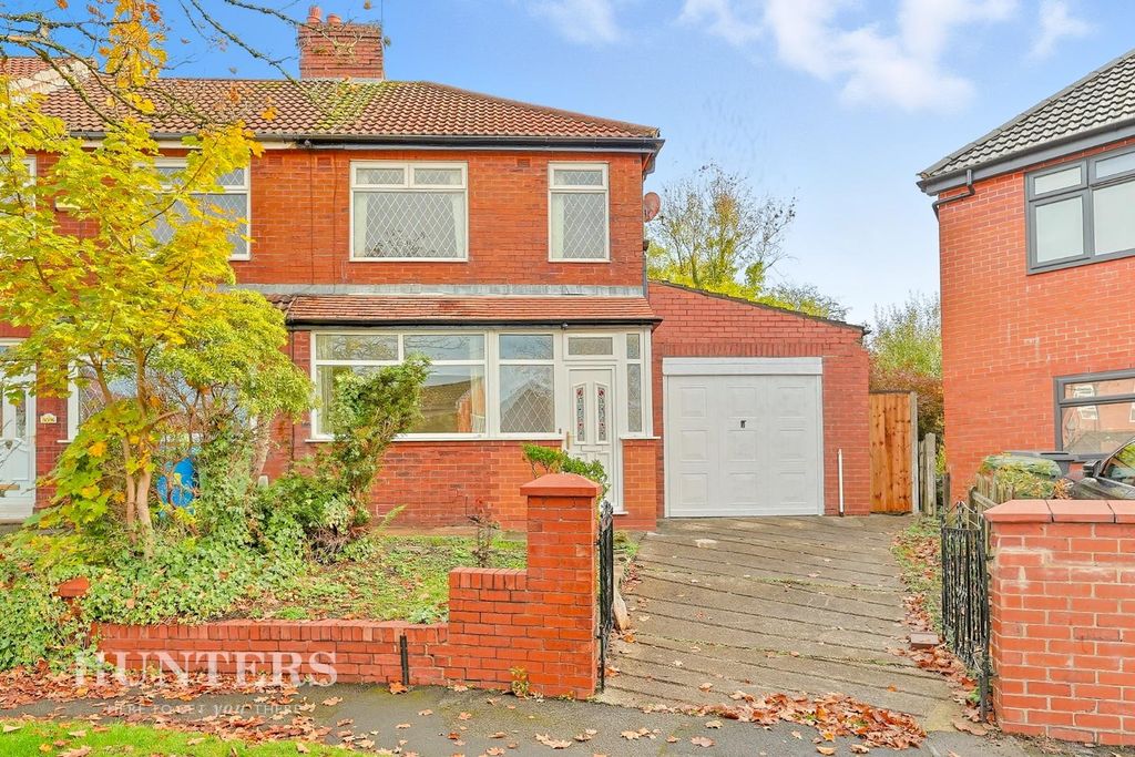 Property photo 1 of 19 26 Harrow Avenue (23).Jpg