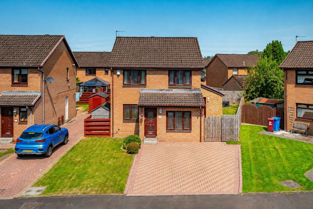 Property photo 1 of 46