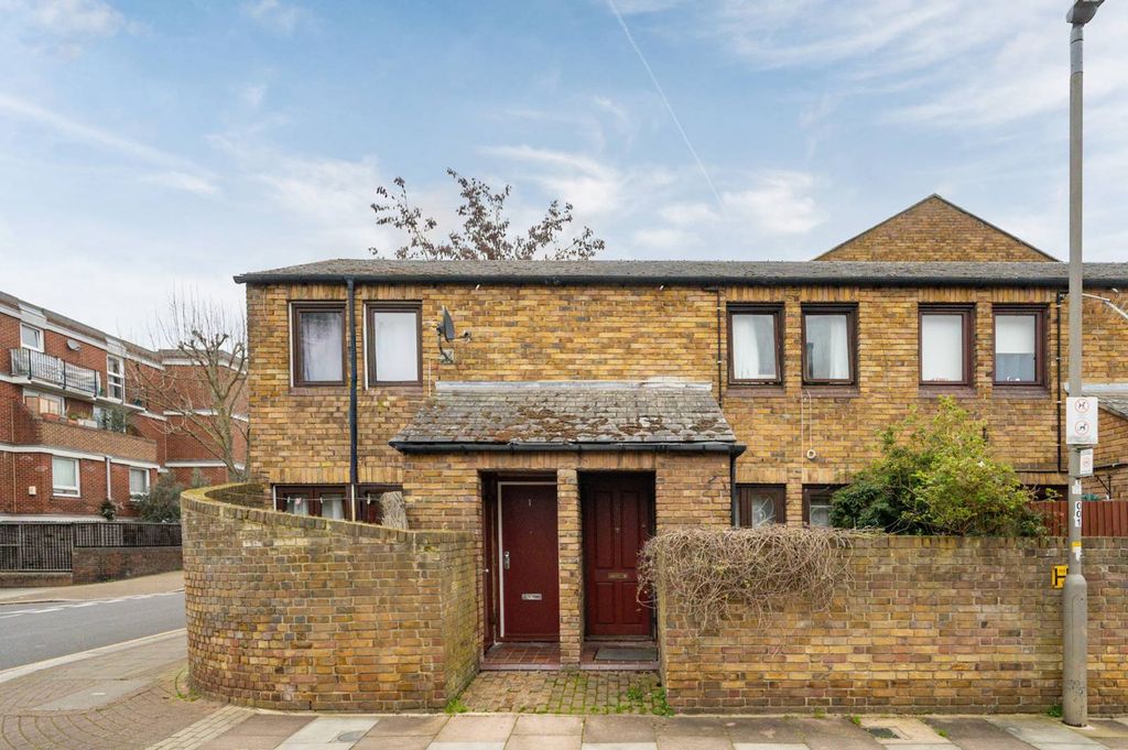 Property photo 2 of 6