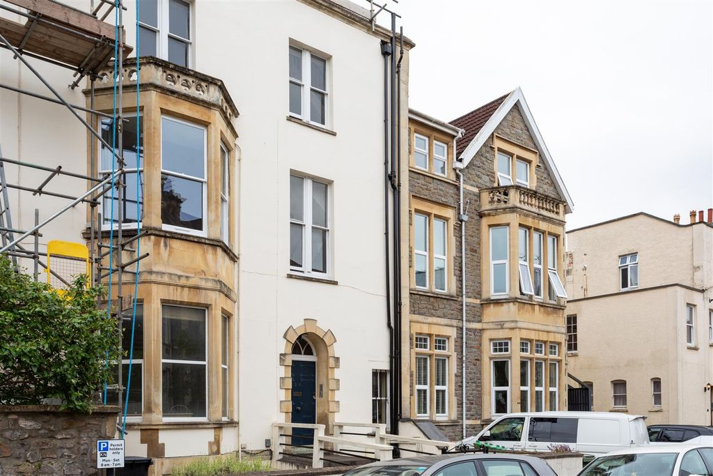 Property photo 2 of 18 46.Jpg