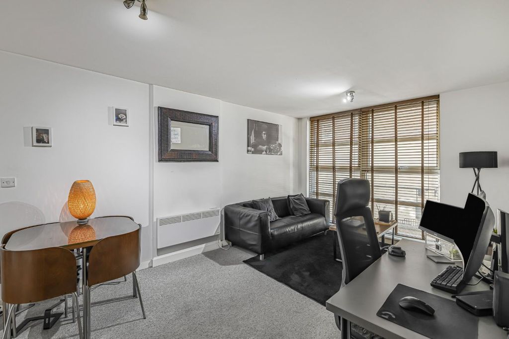 Property photo 2 of 12 Reception Marsham Street