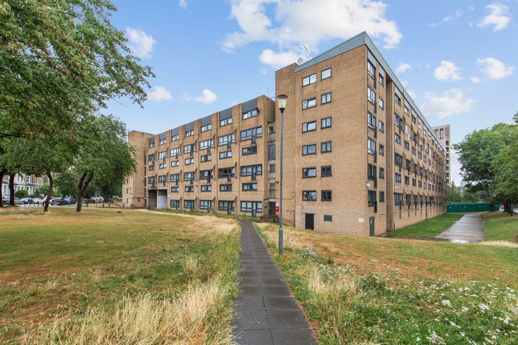 Property photo 1 of 13 Picture No. 11