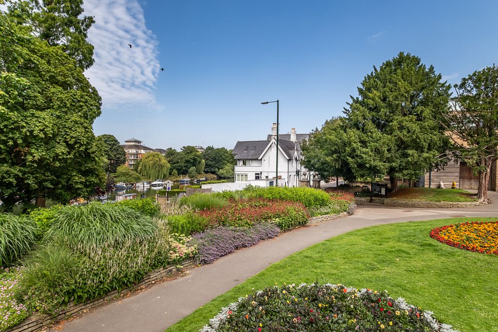 Additional image 19 of 4 bed flat for sale85 Petersham Road, Richmond TW10
