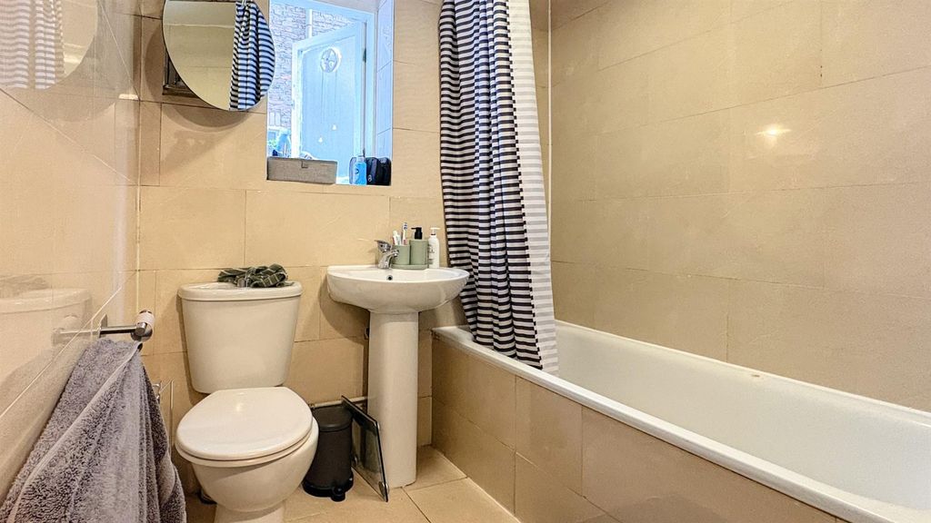 Property photo 3 of 17 69B2E6126Acf01Cebab6Ec59_2Eac58Ed446016c6Aaaafec9d