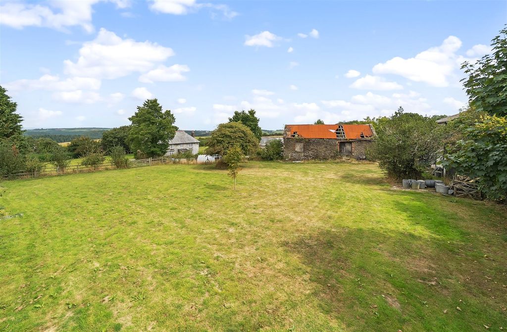 Property photo 1 of 25 House And Barns 2.Jpg