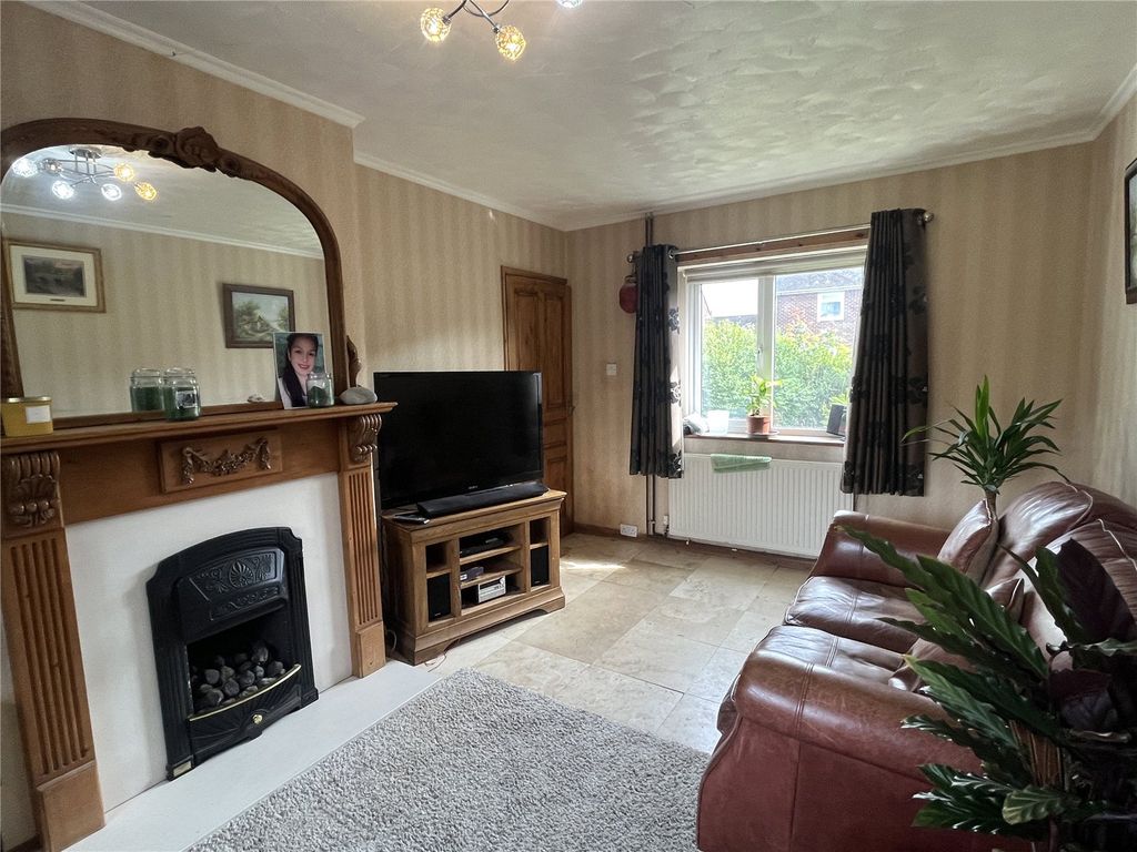 Property photo 3 of 15 Picture No. 07