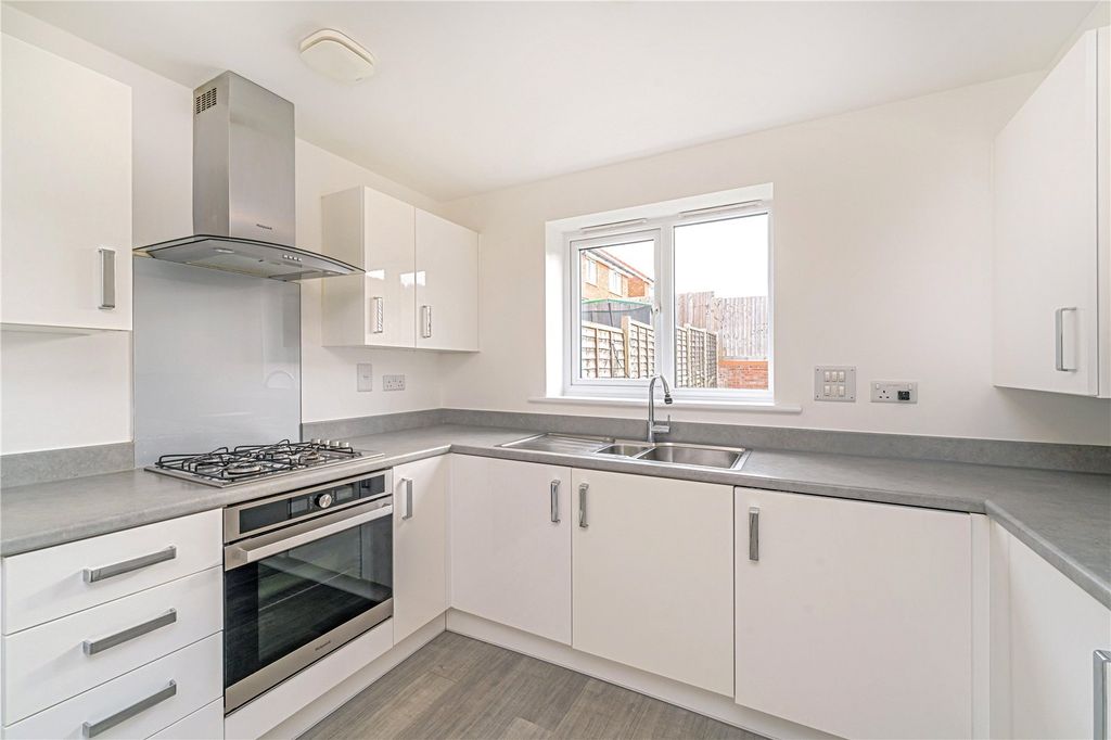 Property photo 2 of 15 Picture No. 37