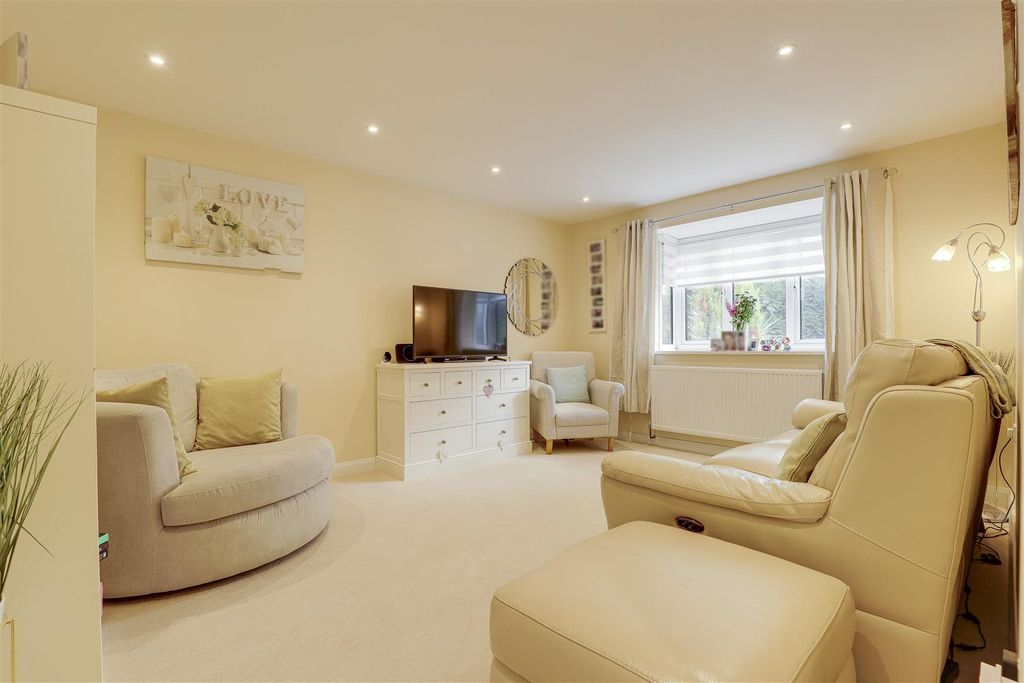 Property photo 2 of 18 03.Jpg