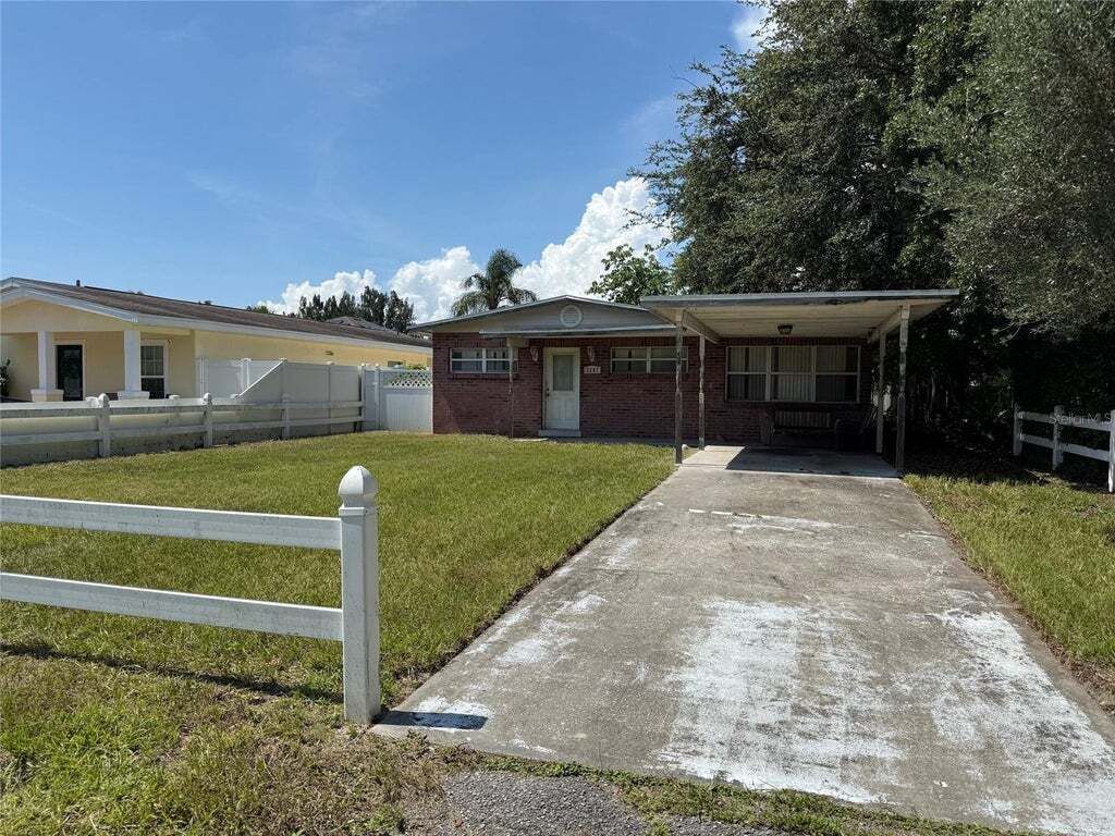 Property photo 1 of 5