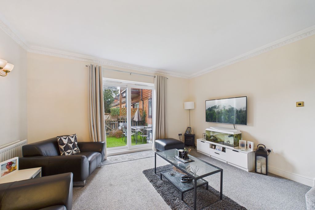 Property photo 2 of 10 Photo 1