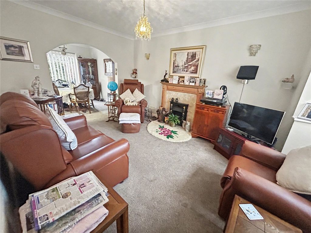 Property photo 2 of 13 Sitting Room