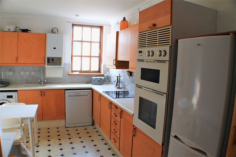 Property photo 3 of 14 Photo 31