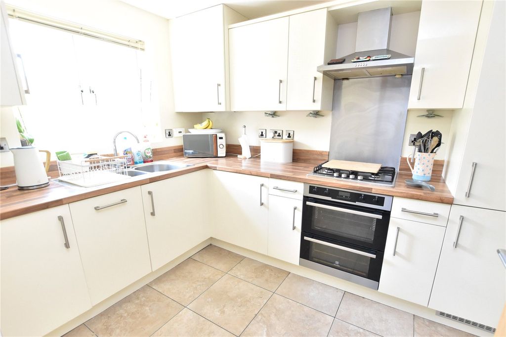 Property photo 2 of 11 Picture No. 11