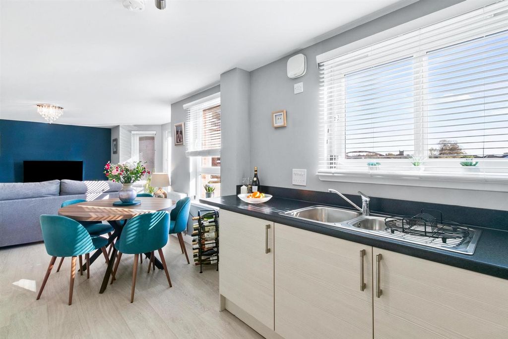 Additional image 12 of 2 bed flat for saleWillowbank Grove Bonhill, Alexandria G83