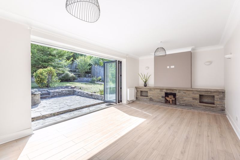 Property photo 3 of 16 Photo 2