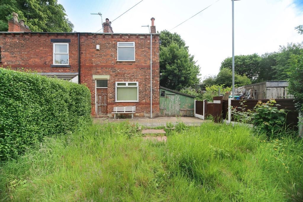 Property photo 1 of 3