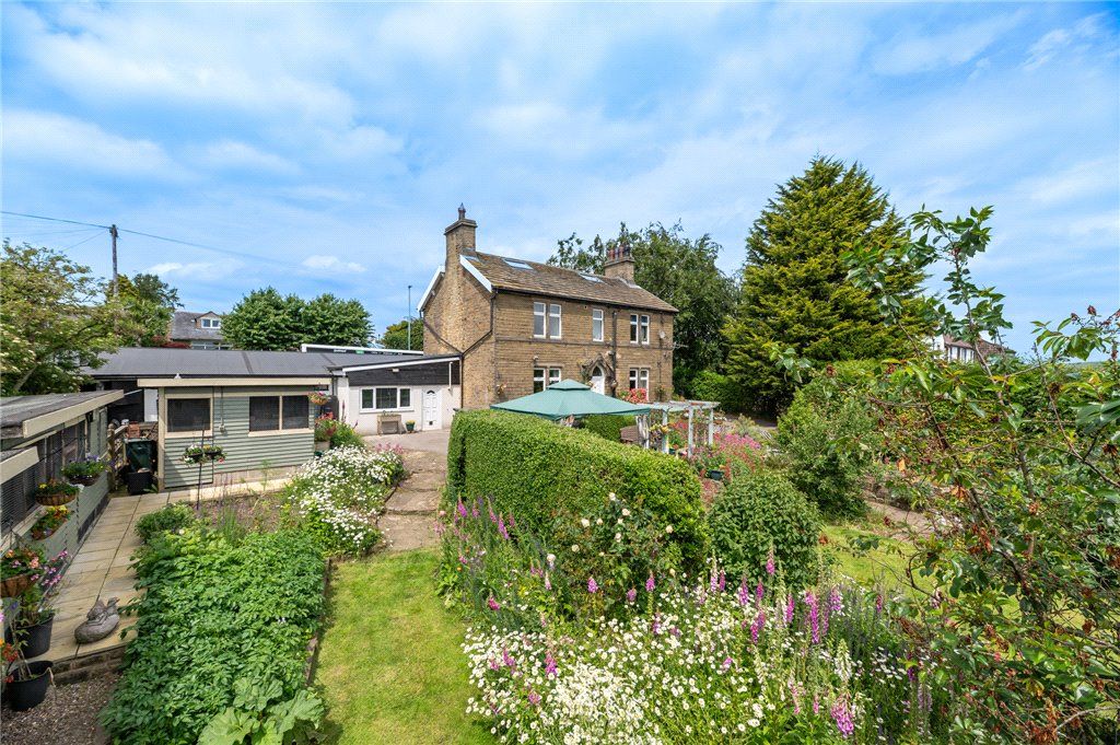 Property photo 1 of 38 Garden