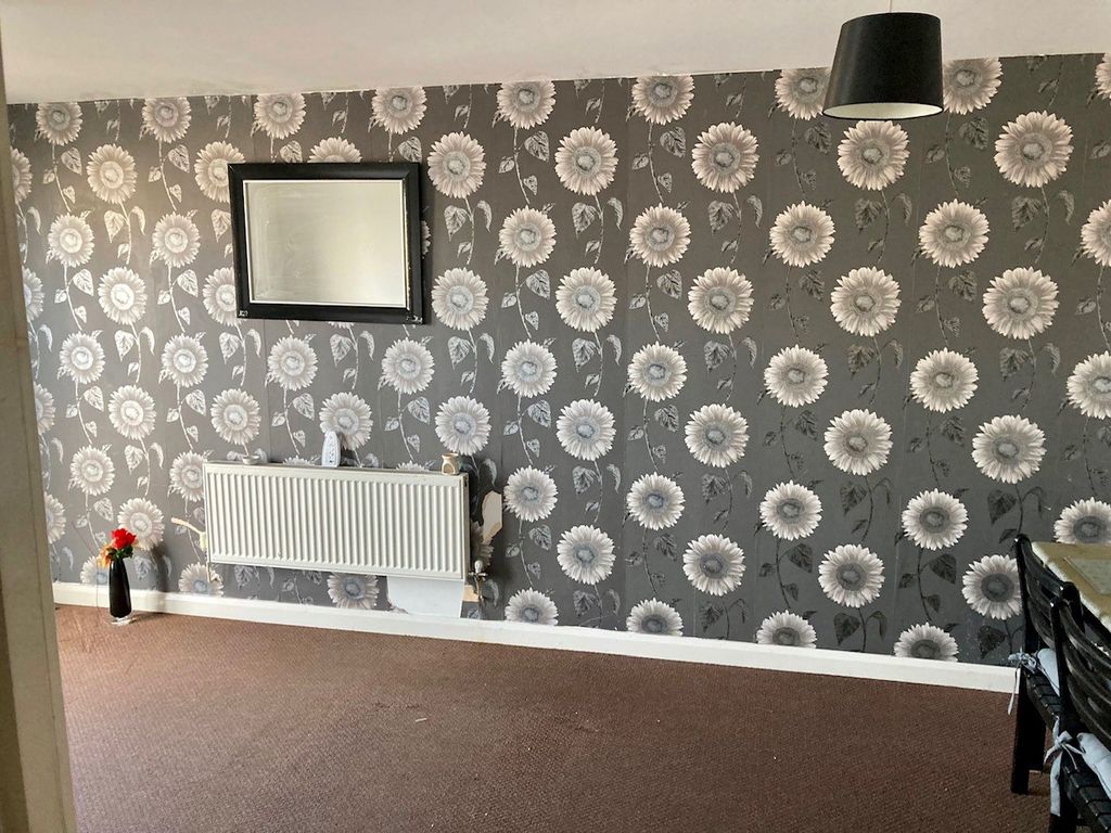 Property photo 2 of 12 Bedroom 1
