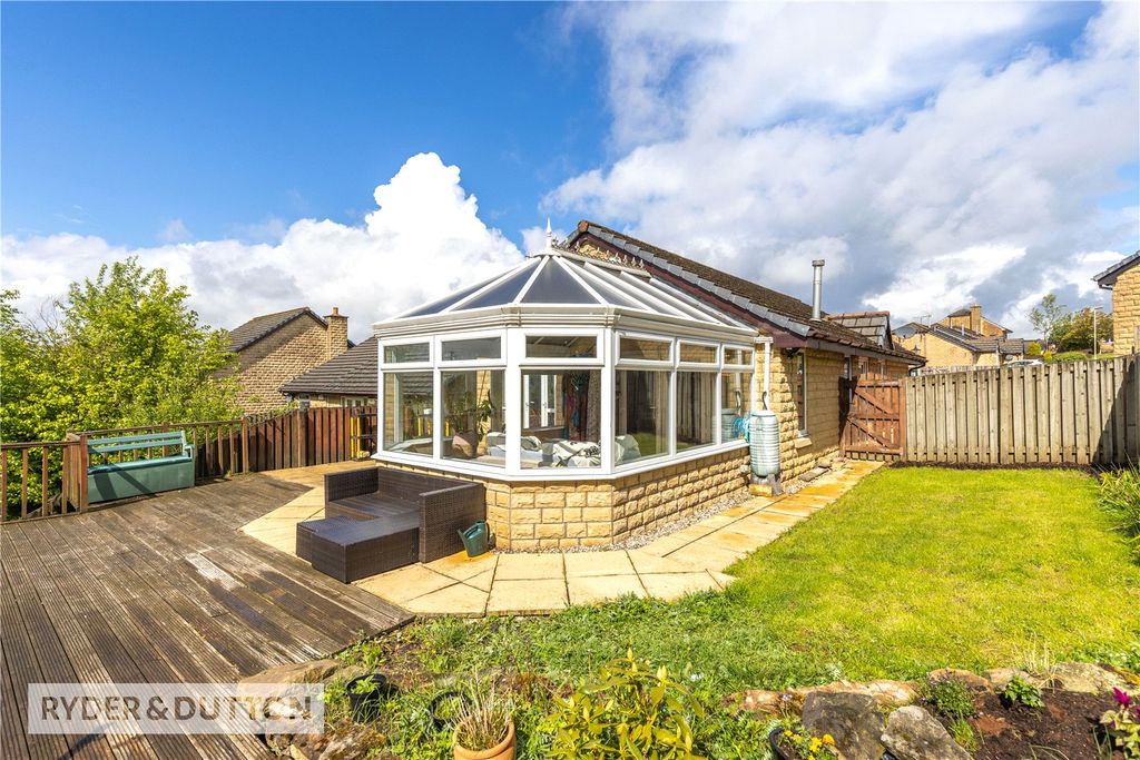Property photo 1 of 20 Rear Gardens