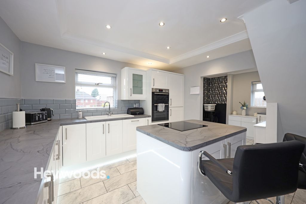 Property photo 2 of 36 099A3533