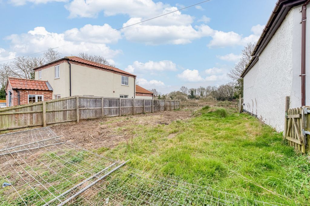 Property photo 1 of 4