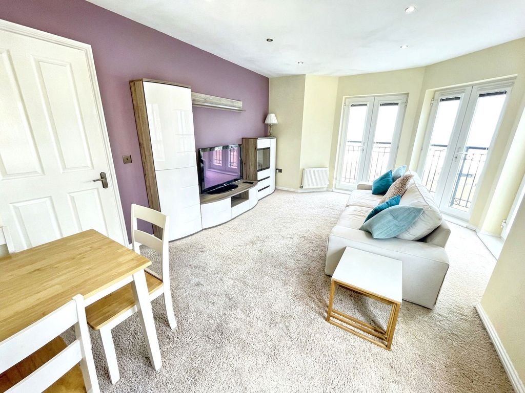 Property photo 3 of 9