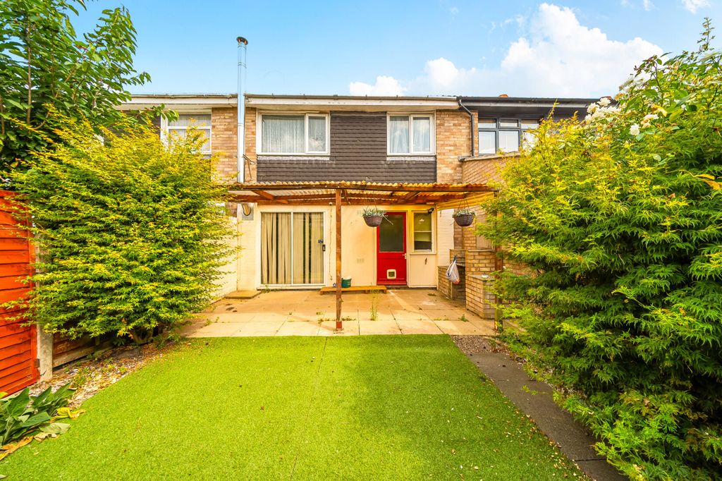 Property photo 3 of 17 External