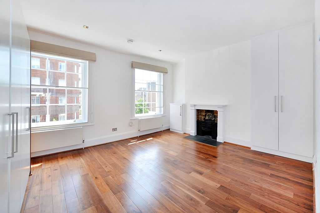 Property photo 3 of 8 100A-Kings-Road5