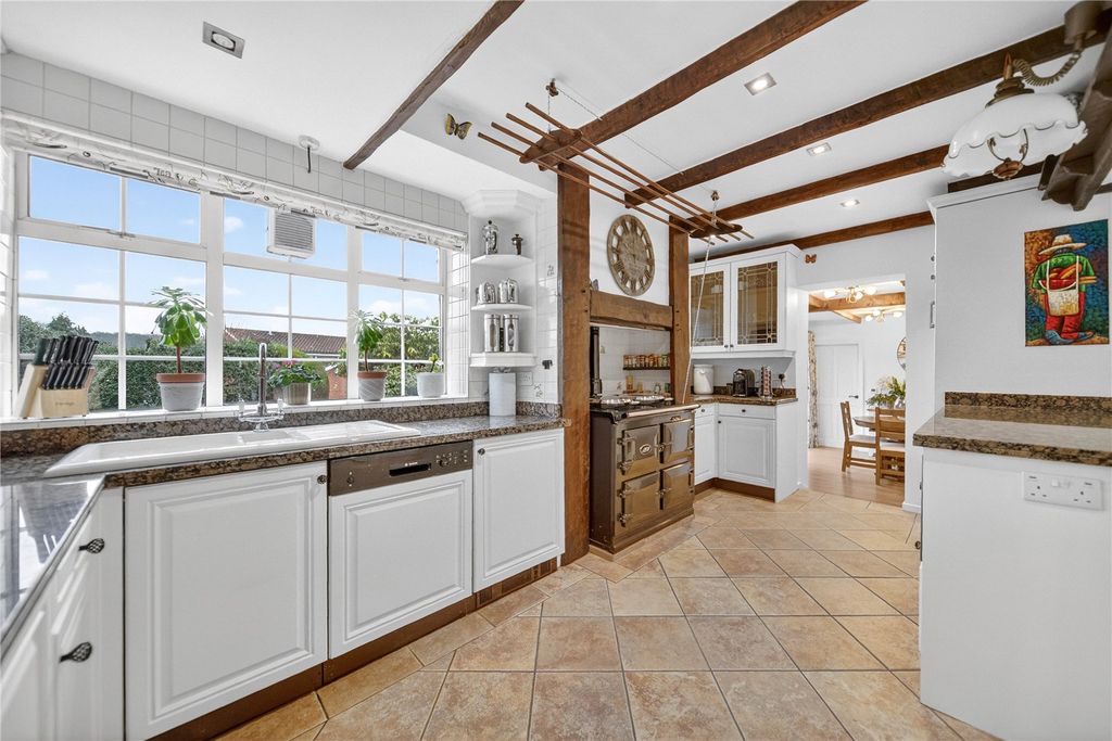 Property photo 2 of 18 Kitchen