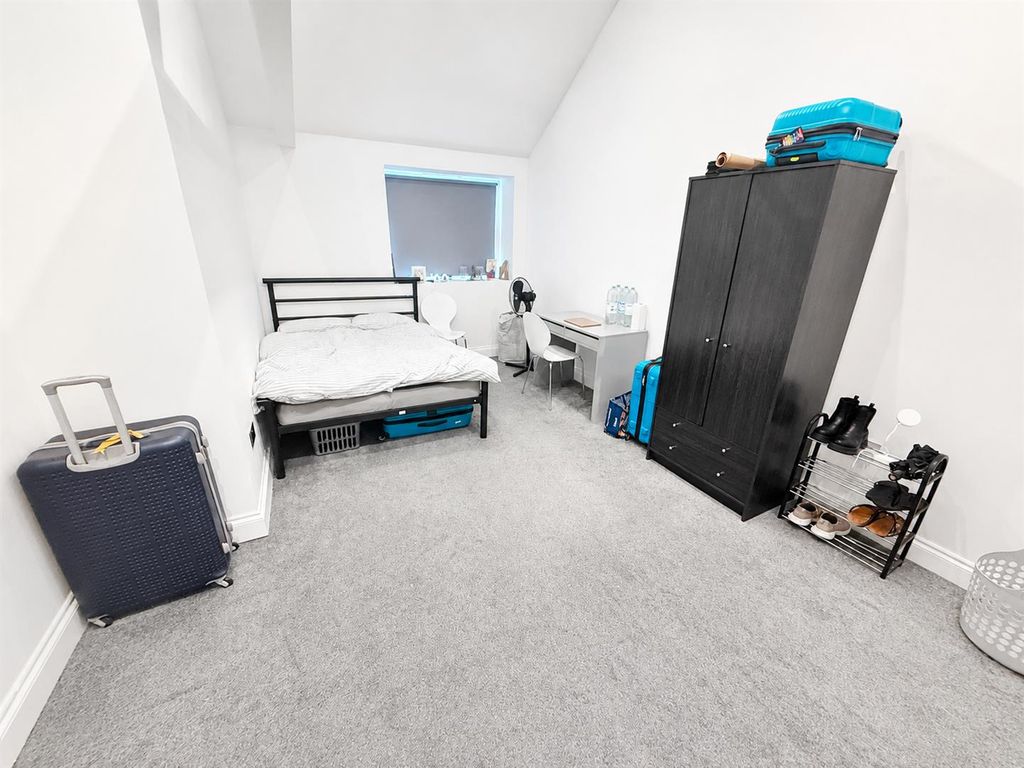 Property photo 3 of 3 Furnished.Png