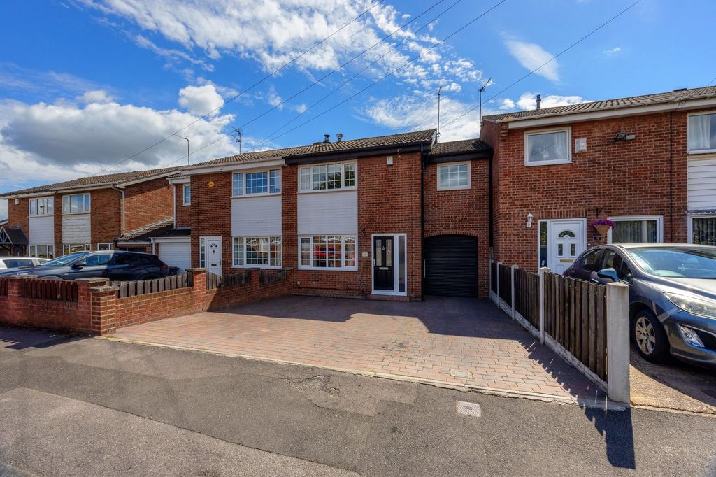 Property photo 1 of 24