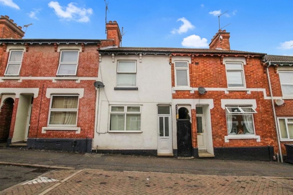 Property photo 1 of 9