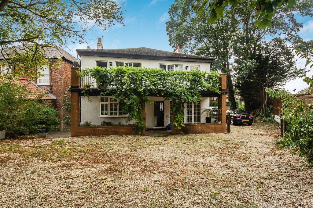 Property photo 1 of 20