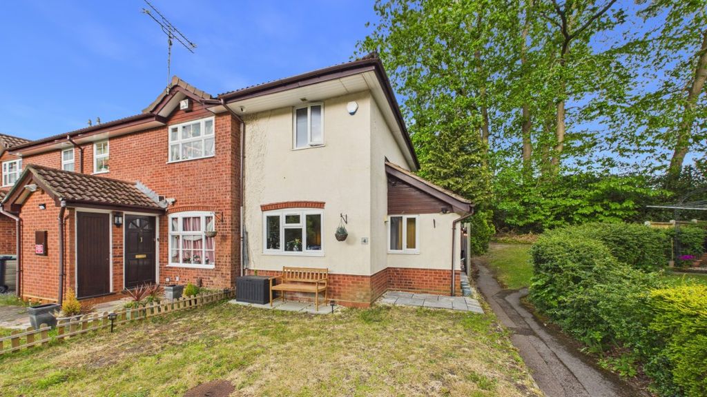 Property photo 1 of 12