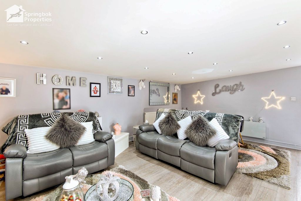 Property photo 3 of 23 Image 3