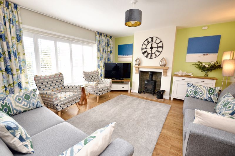 Property photo 3 of 13 Living Room