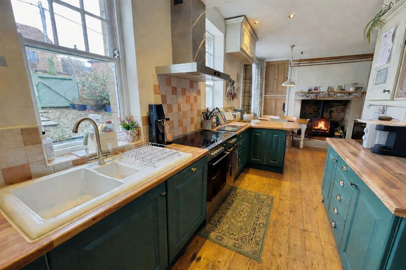 Property photo 2 of 18 Photo 19