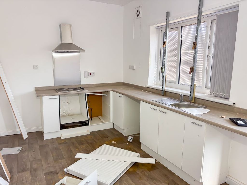 Property photo 2 of 10 Image 2