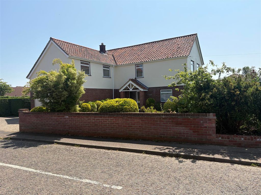 Property photo 1 of 19