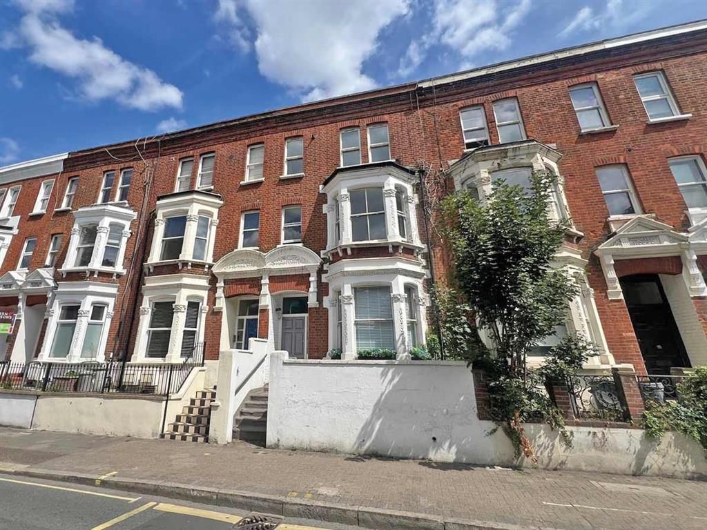 Property photo 1 of 6