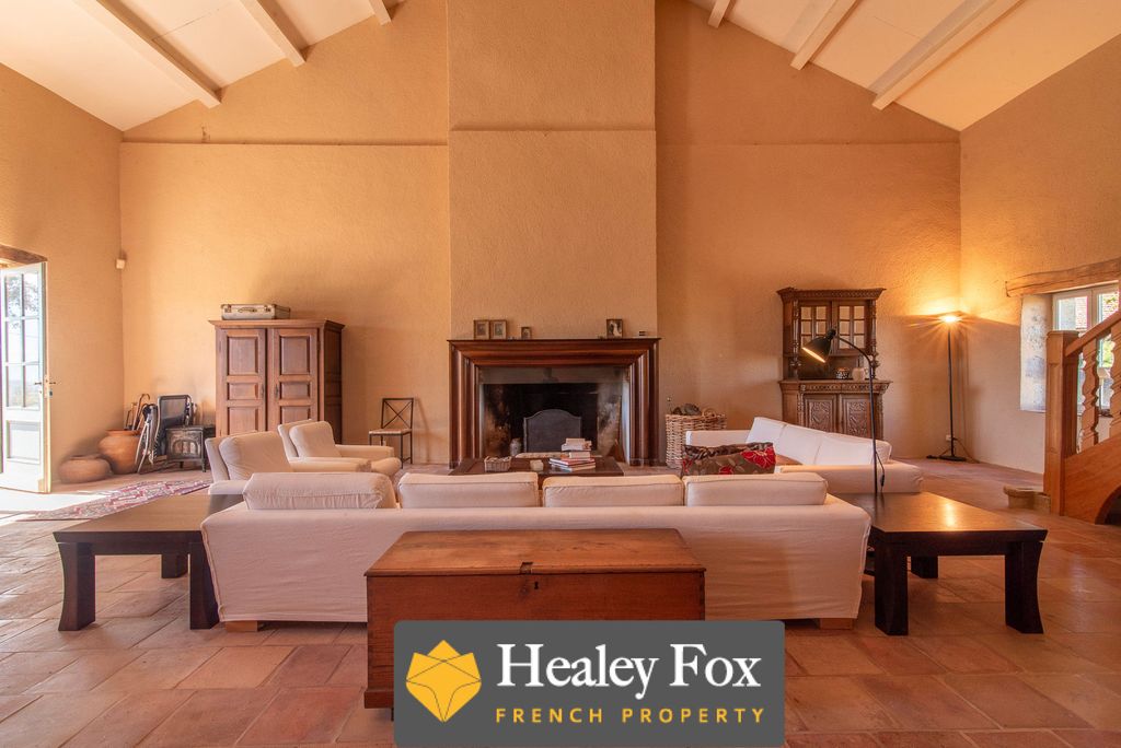 Property photo 3 of 40 F4082B_81A074Acd60F4d698B8De98cd7E2547Amv2