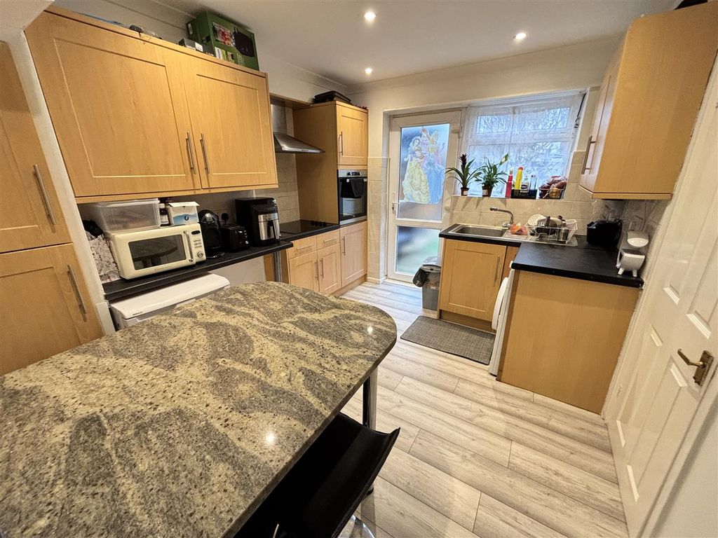 Property photo 2 of 7 Img_4028.Jpeg